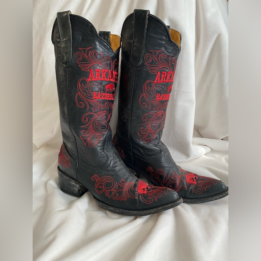 University of Arkansas Razorbacks Gameday Boots - Black Leather Cowboy Boots